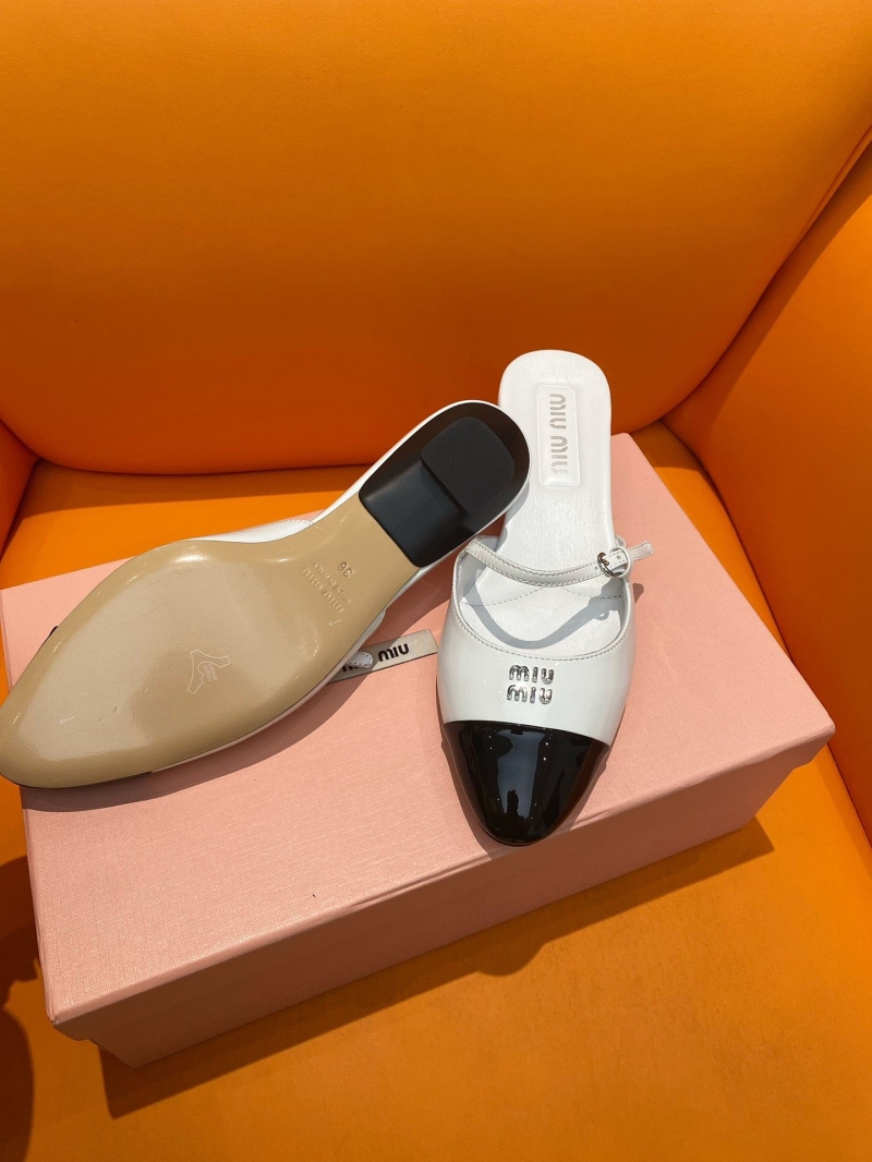 Miu Miu flat shoes